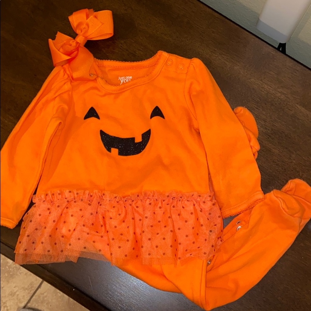 Pumpkin feet-in onesie